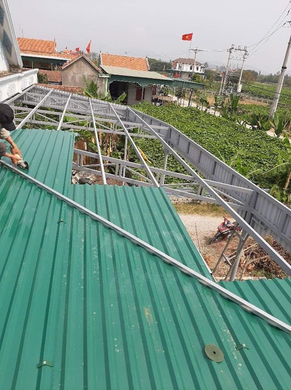 thi công sửa mái tôn quận 4