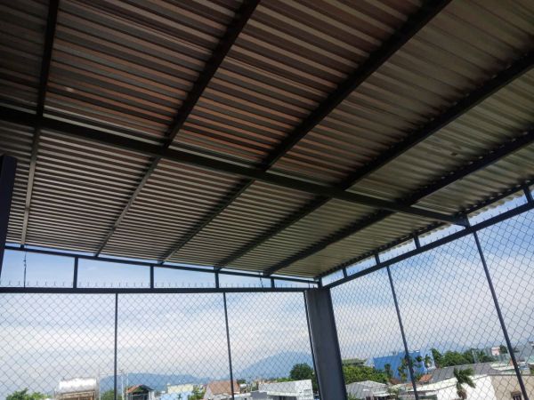 Hướng Dẫn Chi Tiết Về Chống Dột Mái Tôn Tại TPHCM