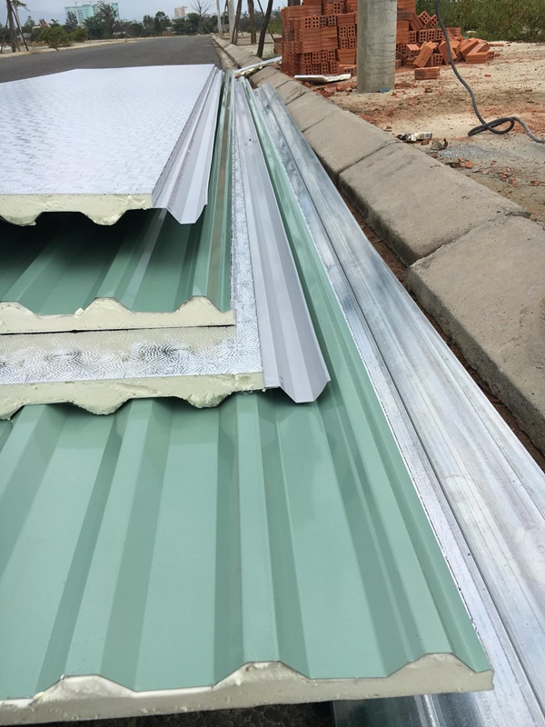 chống dột mái tôn tại bình chánh