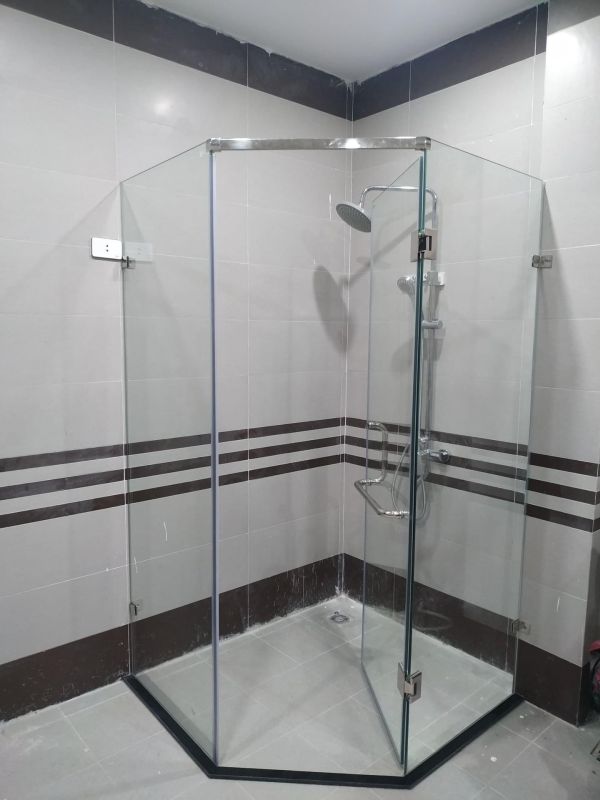 thi công vách kính nhà tắm