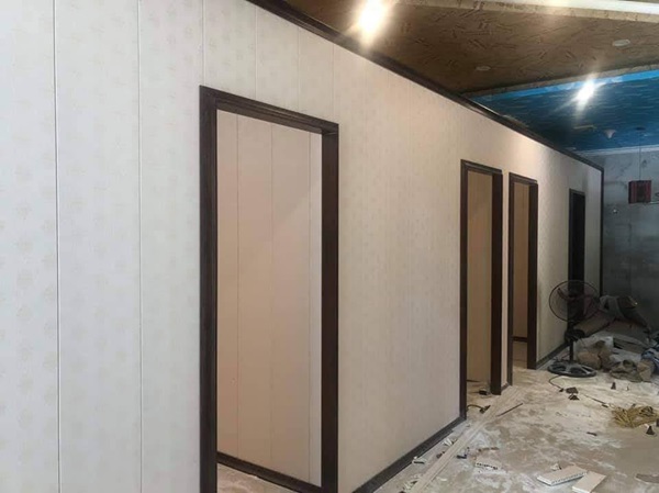thi công vách ngăn tại nhà bè