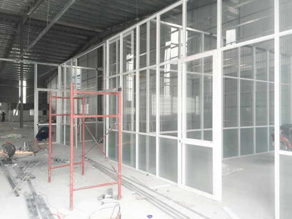 Làm vách ngăn tại Quận 5 giá rẻ chuyên nghiệp